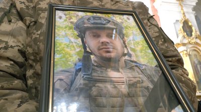 У Луцьку попрощалися з військовослужбовцем Михайлом Чернюком У Луцьку попрощалися з військовослужбовцем Михайлом Чернюком