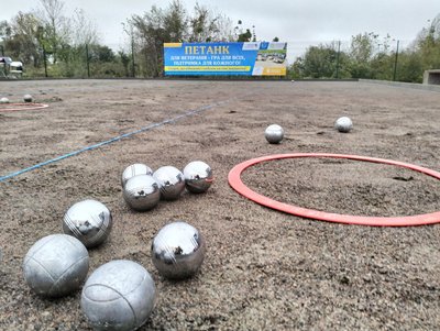 У місті на Волині відбувся перший турнір з петанку для ветеранів війни У місті на Волині відбувся перший турнір з петанку для ветеранів війни