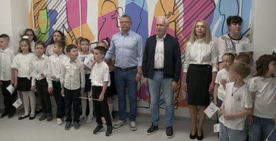 Свято останнього дзвоника в ліцеї у Харкові Свято останнього дзвоника в ліцеї у Харкові