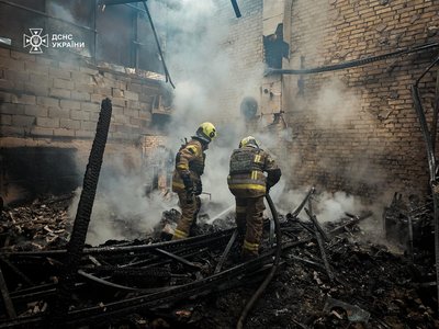Росія атакувала Київ ракетами та дронами: четверо загиблих, зокрема, дитина. Понад 50 людей поранені Росія атакувала Київ ракетами та дронами: четверо загиблих, зокрема, дитина. Понад 50 людей поранені