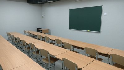 В укритті можуть розміститися до 300 людей В укритті можуть розміститися до 300 людей