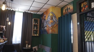 "Тихий куточок": на Вінниччині працює кав'ярня в пам'ять про загиблого оборонця "Тихий куточок": на Вінниччині працює кав'ярня в пам'ять про загиблого оборонця