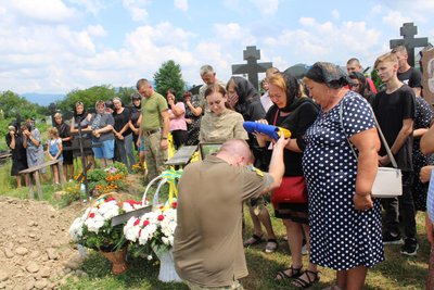 На Закарпатті попрощалися із полеглим на війні Миколою Кушніром