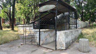 "У 21 столітті ходити десь за кущі": у Кропивницькому бракує безплатних громадських вбиралень "У 21 столітті ходити десь за кущі": у Кропивницькому бракує безплатних громадських вбиралень