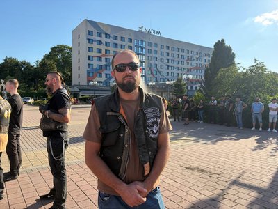 Андрій Петров Андрій Петров