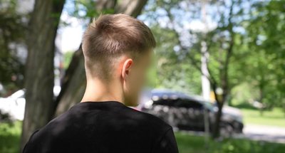"Я впав, у очах було темно": деталі побиття підлітка у ліцеї в Солоному на Дніпропетровщині "Я впав, у очах було темно": деталі побиття підлітка у ліцеї в Солоному на Дніпропетровщині