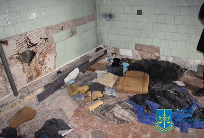 Катував цивільних в морозильних камерах аеропорту Гостомеля: підозрюють офіцера Росгвардії Катував цивільних в морозильних камерах аеропорту Гостомеля: підозрюють офіцера Росгвардії