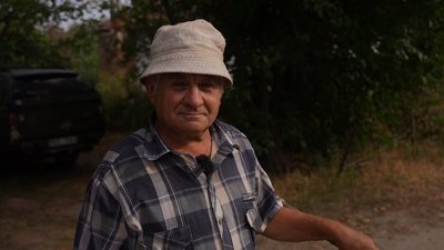 "Вже всі на валізах" — жителі села Коломійці на Дніпропетровщині, що в 20 км від фронту