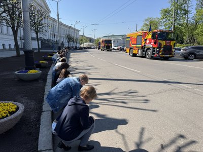 У Полтаві попрощалися із рятувальниками, які загинули у результаті обстрілу 5 травня У Полтаві попрощалися із рятувальниками, які загинули у результаті обстрілу 5 травня