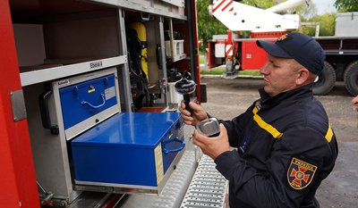Німецькі благодійники передали закарпатським рятувальникам два спеціалізовані автомобілі Німецькі благодійники передали закарпатським рятувальникам два спеціалізовані автомобілі