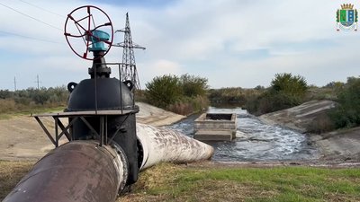 На Одещині розпочали примусове наповнення озера Китай: рівень води нижче «мертвого об’єму» На Одещині розпочали примусове наповнення озера Китай: рівень води нижче «мертвого об’єму»