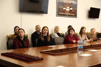 Дев'ятьох загиблих оборонців з Вінниччини посмертно нагородили орденами "За мужність" Дев'ятьох загиблих оборонців з Вінниччини посмертно нагородили орденами "За мужність"