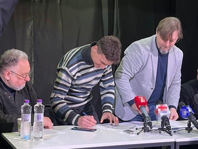 "IF DRACO", Івано-Франківський театр драми і комедії, КП "Простір інноваційних креацій "Палац", палац Потоцьких, Тарас Бенюк, Володимир Єшкілєв