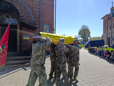 Артем служив у 104 окремій бригаді територіальної оборони