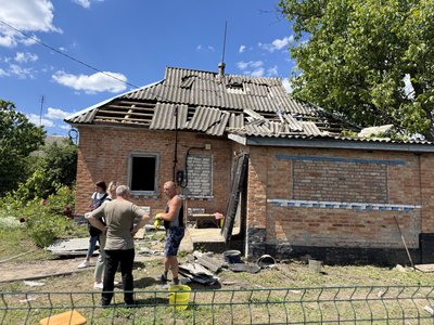 Ракета упала біля будинку: як люди пережили обстріл у Лубенській ТГ 2 червня Ракета упала біля будинку: як люди пережили обстріл у Лубенській ТГ 2 червня