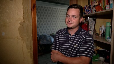Після дощу вода затопила квартиру у Чернігові: люди нарікають на комунальників Після дощу вода затопила квартиру у Чернігові: люди нарікають на комунальників