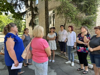 У Кременчуці деякі батьки та працівники проти закриття дитсадка № 34: у чому проблема У Кременчуці деякі батьки та працівники проти закриття дитсадка № 34: у чому проблема
