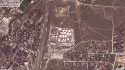 Супутниковий знімок нафтопереробного заводу у Гвардійському, окупований Крим, 11 березня 2024 року Супутниковий знімок нафтопереробного заводу у Гвардійському, окупований Крим, 11 березня 2024 року