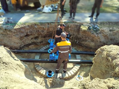 Щоб подати воду в Ірпінь, довелося усе везти з собою – працівник "Житомирводоканалу" Віталій Мильцев Щоб подати воду в Ірпінь, довелося усе везти з собою – працівник "Житомирводоканалу" Віталій Мильцев