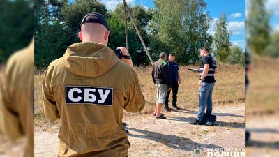 Сприяв розкраданню лісу: на Чернігівщині затримали лісника Сприяв розкраданню лісу: на Чернігівщині затримали лісника