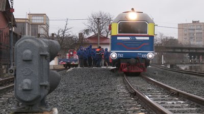 Вперше за 76 років: у Рівному запустили "зимовий сезон" дитячої залізниці Вперше за 76 років: у Рівному запустили "зимовий сезон" дитячої залізниці