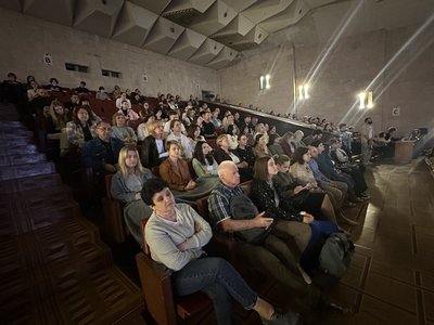 У КНУТД вшанували пам’ять жертв геноциду кримськотатарського народу У КНУТД вшанували пам’ять жертв геноциду кримськотатарського народу