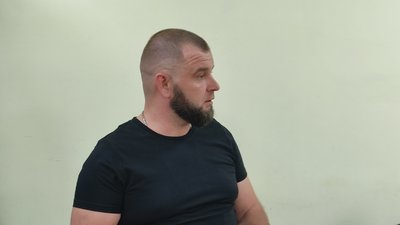 "Я все вирішив: водій утік": що у суді сказав підозрюваний, який в’їхав у парковку у Полтаві "Я все вирішив: водій утік": що у суді сказав підозрюваний, який в’їхав у парковку у Полтаві