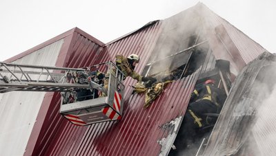 Пожежа в університеті у Київському районі Харкова Пожежа в університеті у Київському районі Харкова