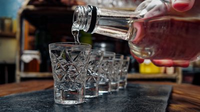 Щорічно на Чернігівщині від цирозу печінки помирають понад 200 жителів: лікар розповів, за який час люди "допиваються" Щорічно на Чернігівщині від цирозу печінки помирають понад 200 жителів: лікар розповів, за який час люди "допиваються"