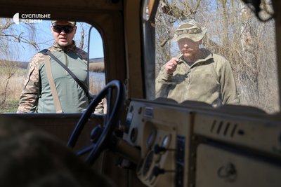Перший батальйон 40 бригади берегової оборони тренується на півдні України Перший батальйон 40 бригади берегової оборони тренується на півдні України