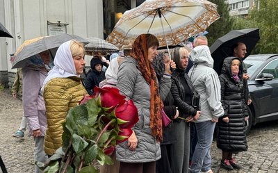 17 років від вибуху газу на Мандриківській. У Дніпрі вшанували пам`ять 23 загиблих 17 років від вибуху газу на Мандриківській. У Дніпрі вшанували пам`ять 23 загиблих