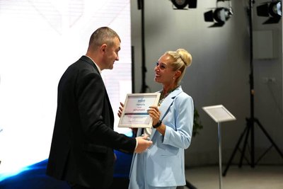 До Дня міста нагородили кращих за професією хмельничан До Дня міста нагородили кращих за професією хмельничан