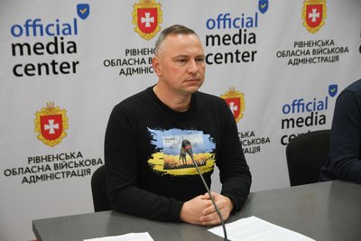 "Доставку пришвидшать, а тарифи поки що не підвищуватимуть": про зміни розповів представник "Укрпошти" на Рівненщині "Доставку пришвидшать, а тарифи поки що не підвищуватимуть": про зміни розповів представник "Укрпошти" на Рівненщині