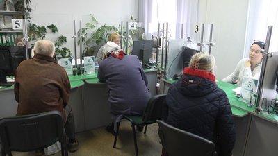На Житомирщині пенсіонерам виплатять по 1500 гривень: хто отримає допомогу На Житомирщині пенсіонерам виплатять по 1500 гривень: хто отримає допомогу