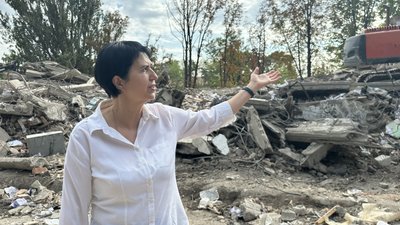 У Миколаєві триває демонтаж аварійної частини корпусу університету імені Сухомлинського У Миколаєві триває демонтаж аварійної частини корпусу університету імені Сухомлинського