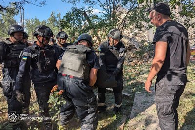 Ракетний удар по Кривому Рогу: що відбувається на місці подій Ракетний удар по Кривому Рогу: що відбувається на місці подій
