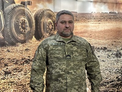 "Побратими — це частина мого серця" — головний сержант дивізіону 68 артбригади Анатолій "Степ" "Побратими — це частина мого серця" — головний сержант дивізіону 68 артбригади Анатолій "Степ"