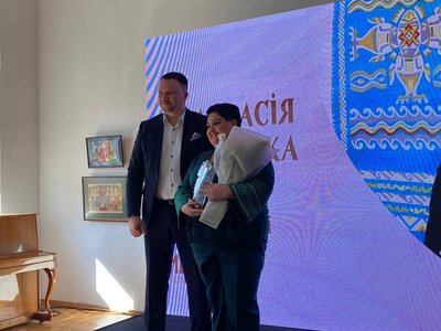 "Я там, де потрібно бути": у Черкасах нагородили жінок напередодні 8 Березня "Я там, де потрібно бути": у Черкасах нагородили жінок напередодні 8 Березня