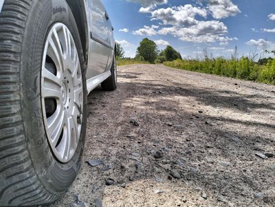 "Можна дзьоба розбити": два села на Волині п'ятий рік без автобуса через бездоріжжя "Можна дзьоба розбити": два села на Волині п'ятий рік без автобуса через бездоріжжя