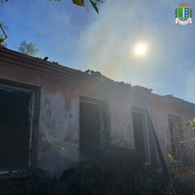 В Ізмаїлі через атаку РФ загорілася спортшкола В Ізмаїлі через атаку РФ загорілася спортшкола