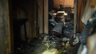 У квартирах черкаської багатоповерхівки не почали ремонтні роботи через два місяці після влучання БпЛА У квартирах черкаської багатоповерхівки не почали ремонтні роботи через два місяці після влучання БпЛА