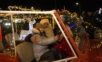 Санта у волинянці у Луцьку Санта у волинянці у Луцьку