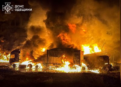 Що стоїть за атаками Росії на порти Одещини і як Україна зберігає морський експорт Що стоїть за атаками Росії на порти Одещини і як Україна зберігає морський експорт