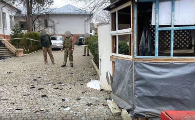 На Хмельниччині затримали чоловіків, яких підозрюють у підриві будівлі ТЦК та СП На Хмельниччині затримали чоловіків, яких підозрюють у підриві будівлі ТЦК та СП