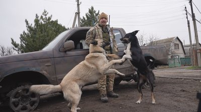 "Працюємо і вранці, і в туман, і в дощ". Історія бійця 128 бригади ТрО, який вивозить поранених з-під обстрілів "Працюємо і вранці, і в туман, і в дощ". Історія бійця 128 бригади ТрО, який вивозить поранених з-під обстрілів