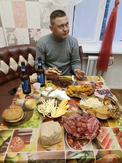 "Він загинув у мене на руках": історія актора, який став прикордонником "Він загинув у мене на руках": історія актора, який став прикордонником