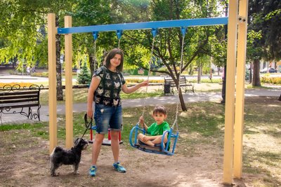 У Миргороді відкрили дитячий майданчик на честь загиблого Героя України льотчика Дениса Кирилюка У Миргороді відкрили дитячий майданчик на честь загиблого Героя України льотчика Дениса Кирилюка