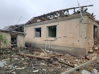 На Хмельниччині унаслідок російської атаки 25 травня пошкоджено майже 40 приватних будинків На Хмельниччині унаслідок російської атаки 25 травня пошкоджено майже 40 приватних будинків