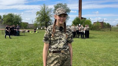 "Я ройова і всіх підтримую": як школярі змагалися у грі “Джура” у громаді на Рівненщині "Я ройова і всіх підтримую": як школярі змагалися у грі “Джура” у громаді на Рівненщині
