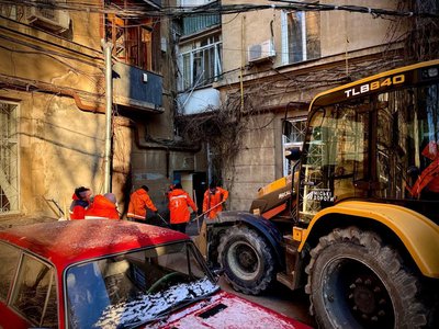 В Одесі через обстріл пошкоджено 45 квартир у восьми будинках В Одесі через обстріл пошкоджено 45 квартир у восьми будинках